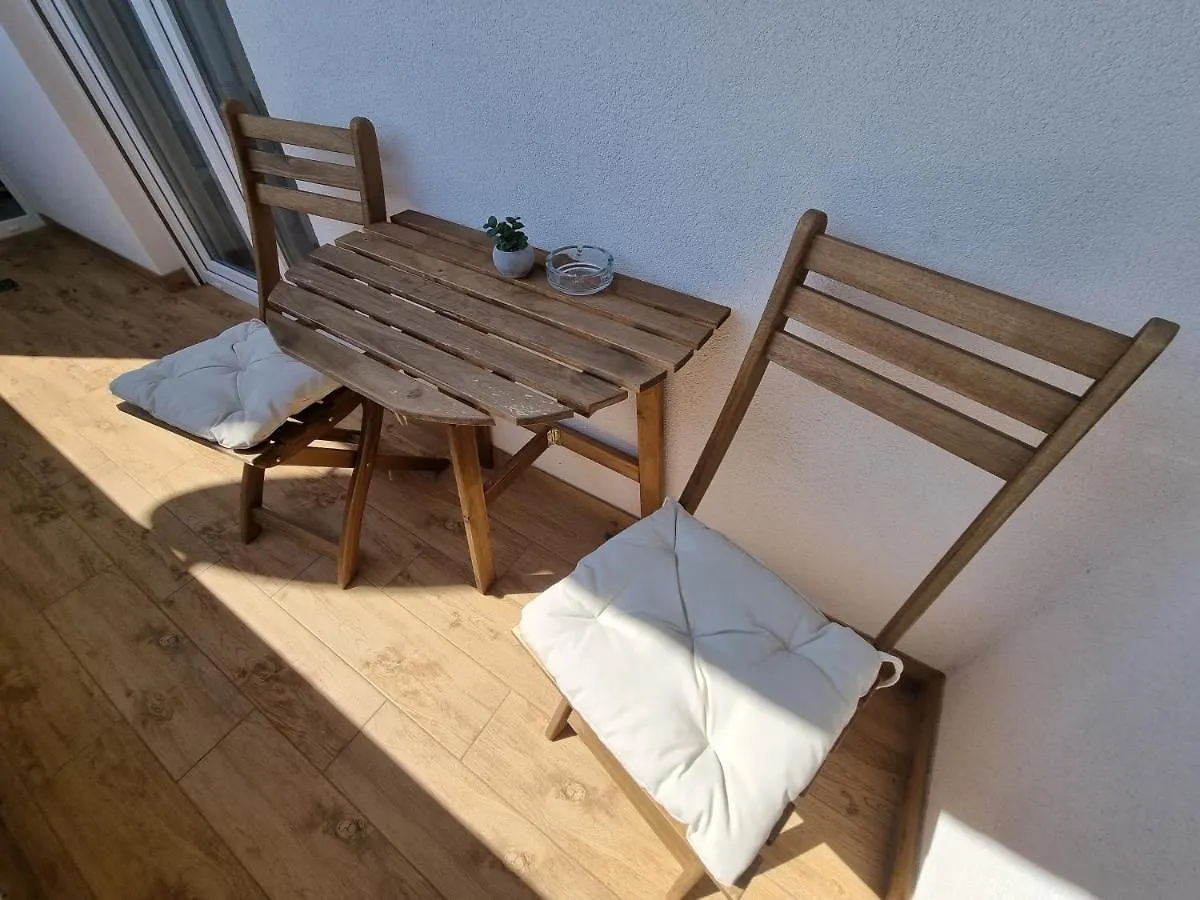 Apartment Sette Monti Πούλα